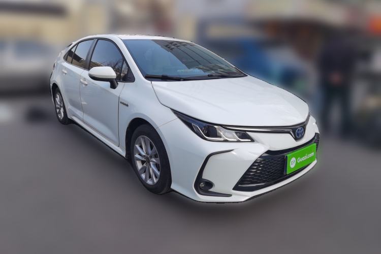 Used Toyota Corolla 2024 1.8L Smart Electric Hybrid Dual-Engine Elite Edition Front Right 45 Deg