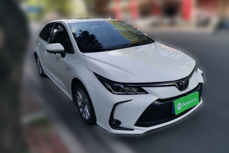 Used Toyota Corolla 2024 1.8L Smart Electric Hybrid Dual-Engine Elite Edition Front Right 45 Deg