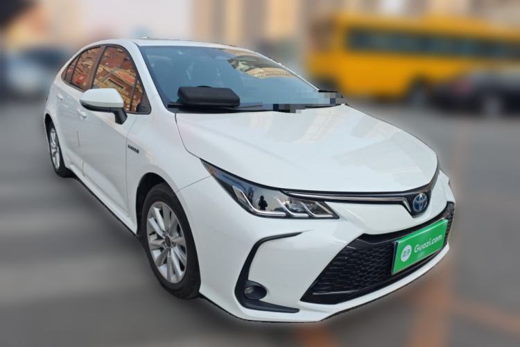 Used Toyota Corolla 2024 1.8L Smart Electric Hybrid Dual-Engine Elite Edition Front Right 45 Deg