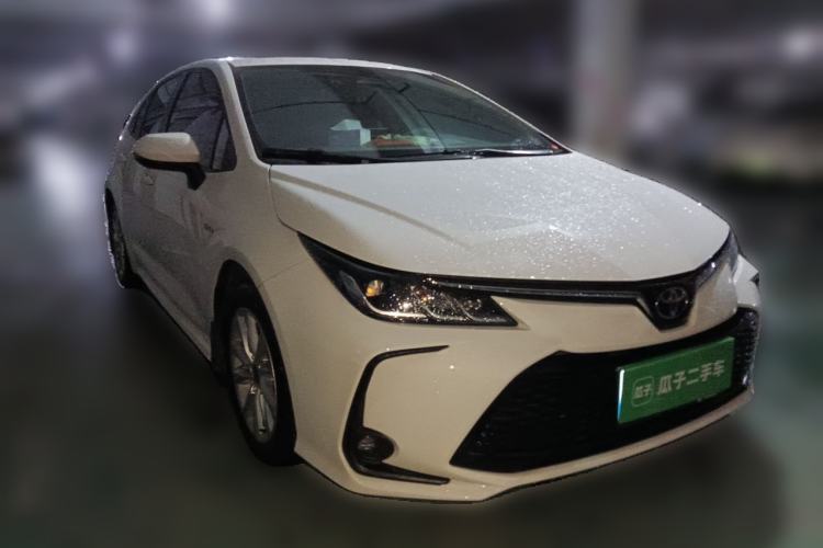 Used Toyota Corolla 2024 1.8L Smart Electric Hybrid Dual-Engine Elite Edition Front Right 45 Deg