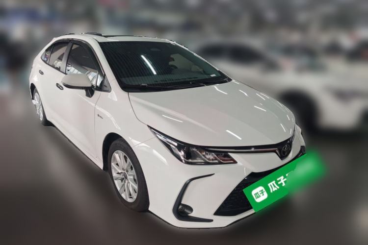 Used Toyota Corolla 2024 1.8L Smart Electric Hybrid Dual-Engine Elite Edition Front Right 45 Deg