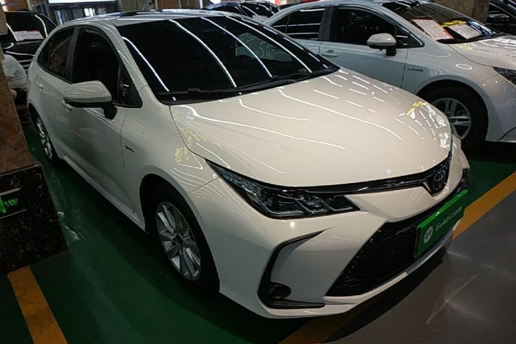 Used Toyota Corolla 2024 1.8L Smart Electric Hybrid Dual-Engine Elite Edition Front Right 45 Deg