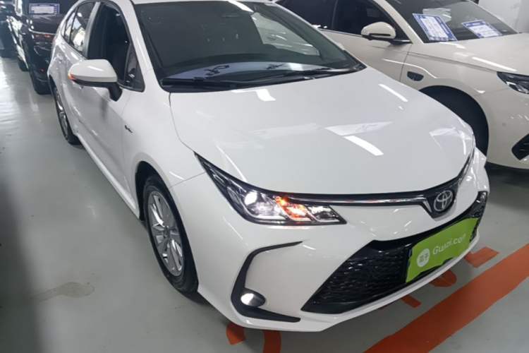 Used Toyota Corolla 2024 1.8L Smart Electric Hybrid Dual-Engine Elite Edition Front Right 45 Deg