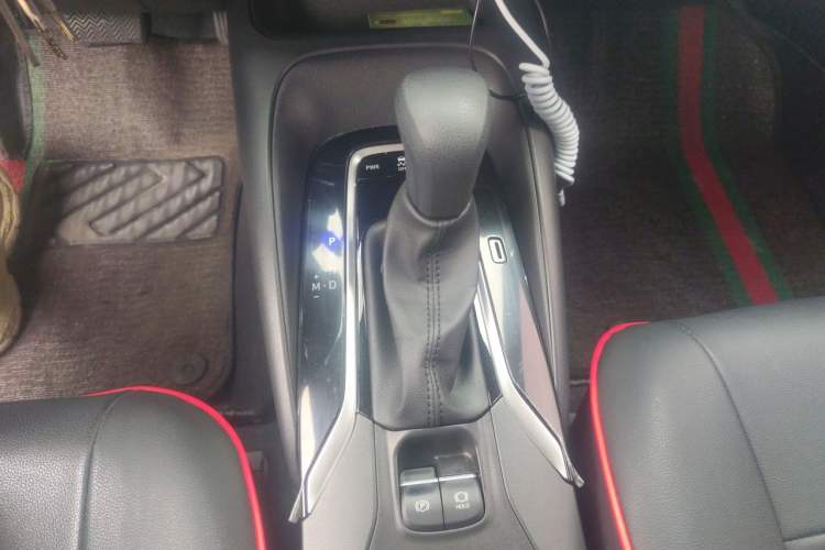 Used Toyota Corolla 2024 1.5L Pioneer Edition Gear Lever