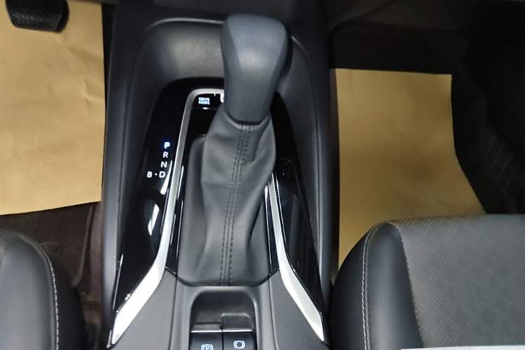 Used Toyota Corolla 2024 1.8L Smart Electric Hybrid Dual-Engine Elite Edition Gear Lever
