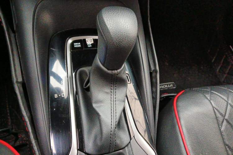 Used Toyota Corolla 2024 1.8L Smart Electric Hybrid Dual-Engine Elite Edition Gear Lever