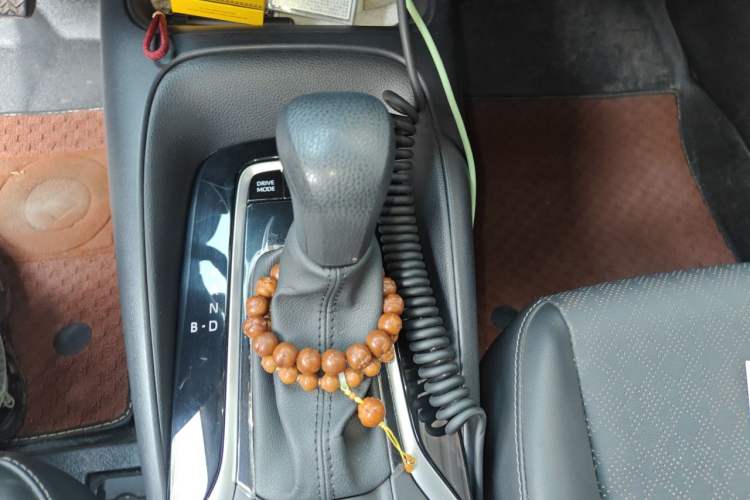 Used Toyota Corolla 2024 1.8L Smart Electric Hybrid Dual-Engine Elite Edition Gear Lever