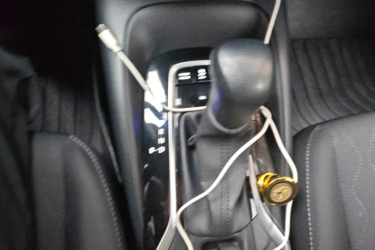 Used Toyota Corolla 2024 1.8L Smart Electric Hybrid Dual-Engine Elite Edition Gear Lever