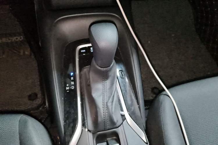 Used Toyota Corolla 2024 1.5L Pioneer Edition Gear Lever