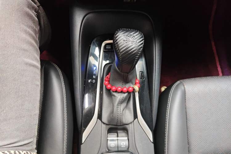 Used Toyota Corolla 2024 1.8L Smart Electric Hybrid Dual-Engine Elite Edition Gear Lever
