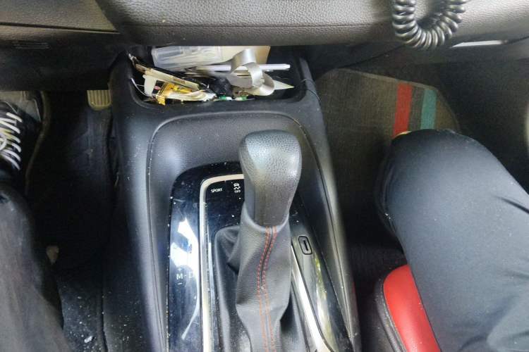 Used Toyota Corolla 2024 1.2T Pioneer Edition Gear Lever