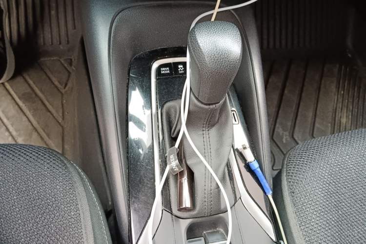 Used Toyota Corolla 2024 1.8L Smart Electric Hybrid Dual-Engine Pioneer Edition Gear Lever