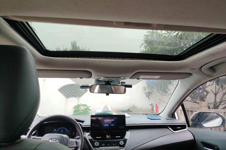 Used Toyota Corolla 2024 1.8L Smart Electric Hybrid Dual-Engine Elite Edition Headliner