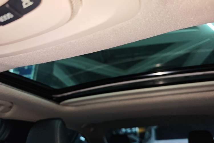Used Toyota Corolla 2024 1.8L Smart Electric Hybrid Dual-Engine Elite Edition Headliner