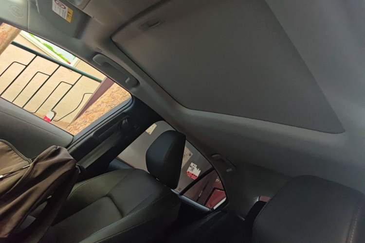 Used Toyota Corolla 2024 1.8L Smart Electric Hybrid Dual-Engine Elite Edition Headliner
