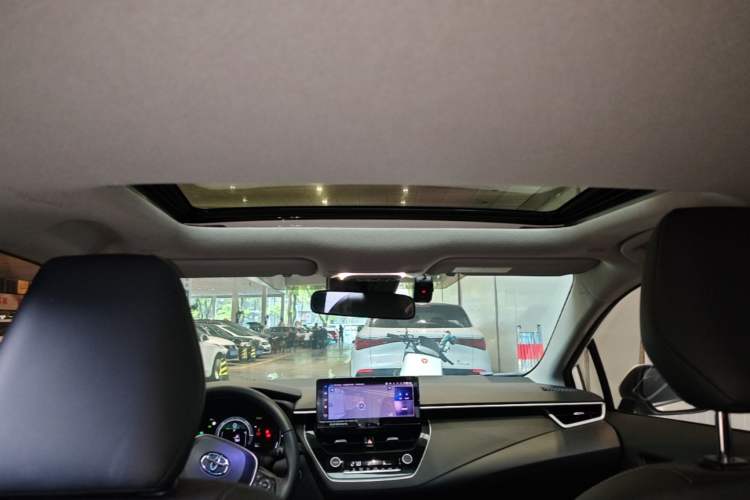 Used Toyota Corolla 2024 1.8L Smart Electric Hybrid Dual-Engine Elite Edition Headliner