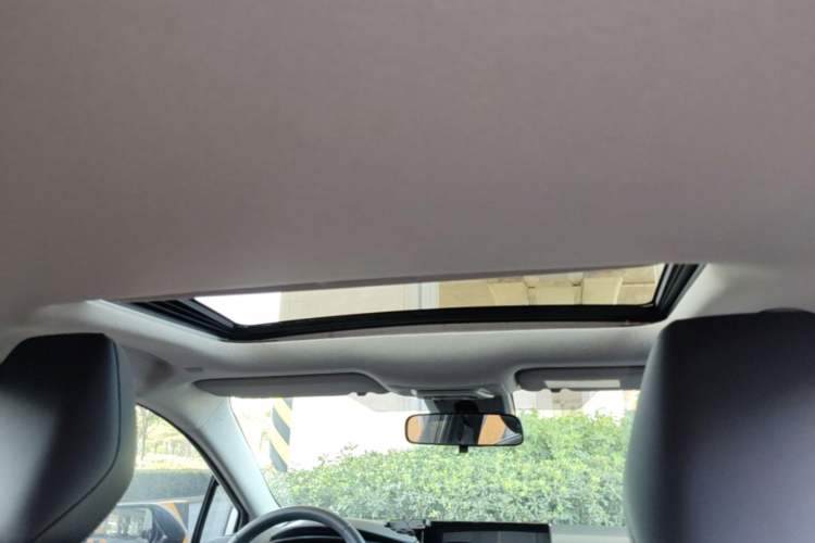 Used Toyota Corolla 2024 1.8L Smart Electric Hybrid Dual-Engine Elite Edition Headliner