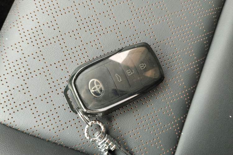 Used Toyota Corolla 2024 1.8L Smart Electric Hybrid Dual-Engine Elite Edition Interior 1