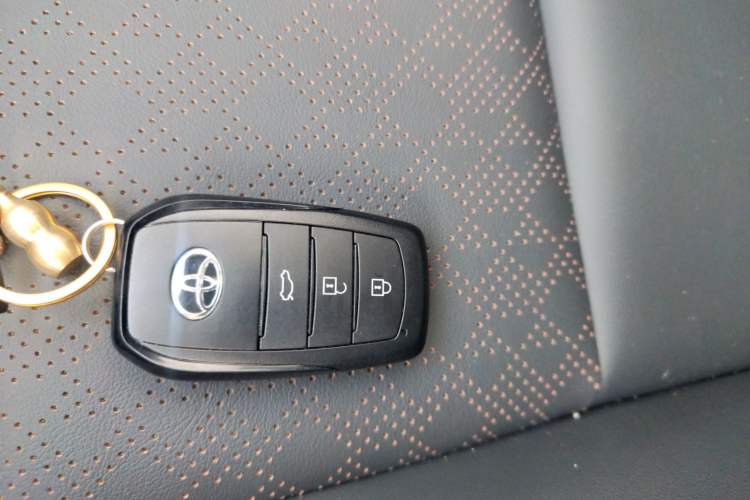 Used Toyota Corolla 2024 1.8L Smart Electric Hybrid Dual-Engine Elite Edition Interior 1