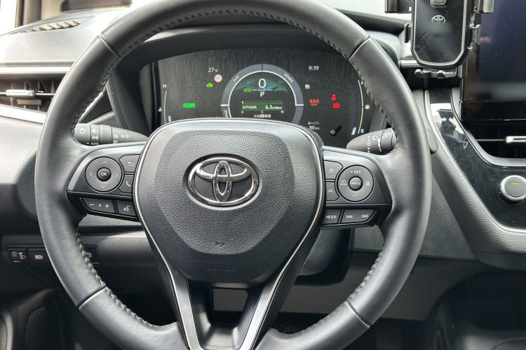 Used Toyota Corolla 2024 1.8L Smart Electric Hybrid Dual-Engine Elite Edition Interior 4