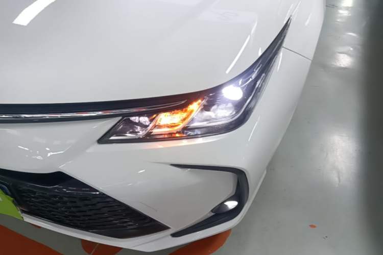 Used Toyota Corolla 2024 1.8L Smart Electric Hybrid Dual-Engine Elite Edition Left Front Headlight