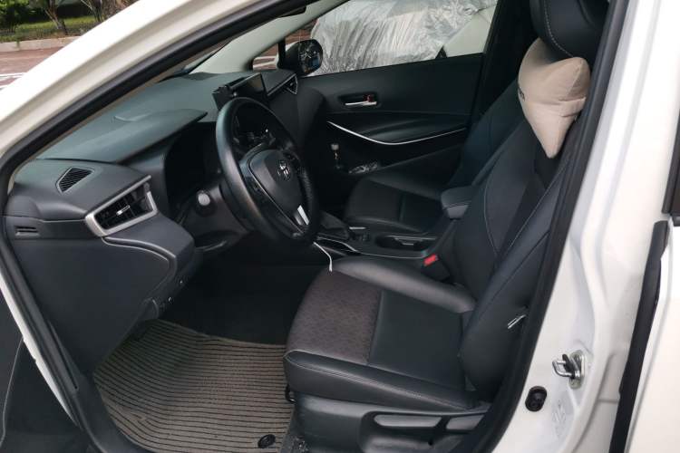 Used Toyota Corolla 2024 1.8L Smart Electric Hybrid Dual-Engine Elite Edition Left Front Seat