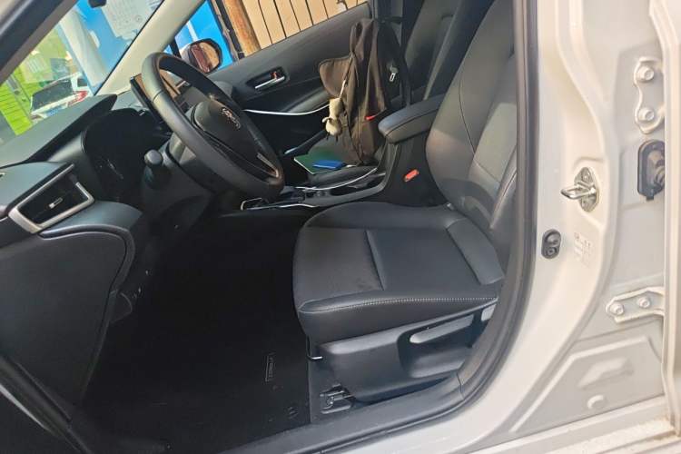 Used Toyota Corolla 2024 1.8L Smart Electric Hybrid Dual-Engine Elite Edition Left Front Seat