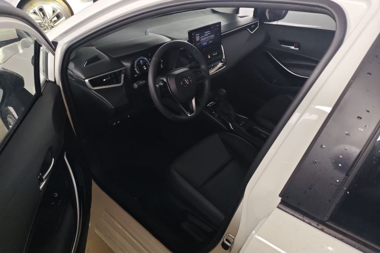 Used Toyota Corolla 2024 1.8L Smart Electric Hybrid Dual-Engine Elite Edition Left Front Seat