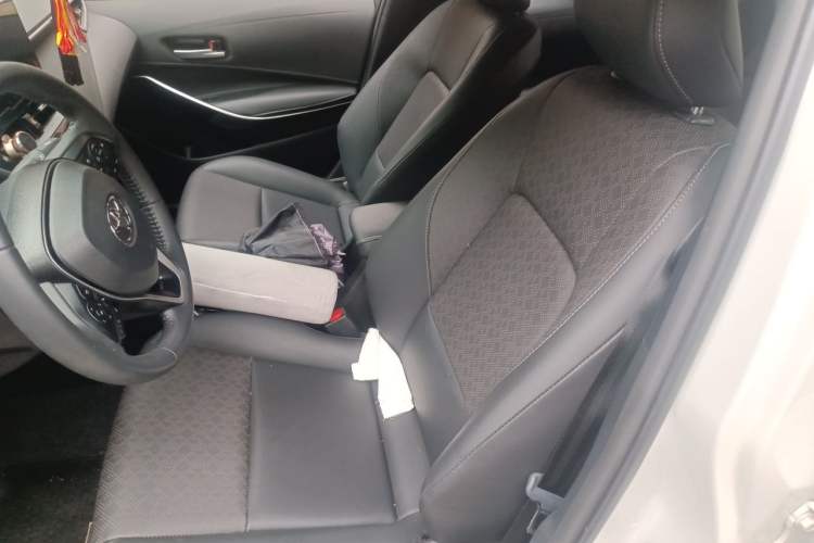 Used Toyota Corolla 2024 1.8L Smart Electric Hybrid Dual-Engine Elite Edition Left Front Seat