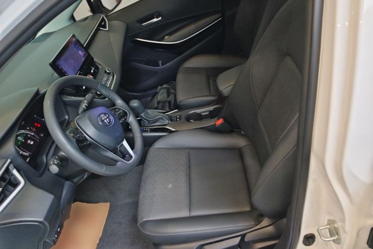 Used Toyota Corolla 2024 1.8L Smart Electric Hybrid Dual-Engine Elite Edition Left Front Seat