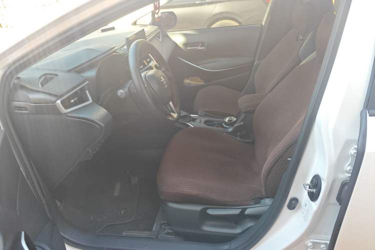 Used Toyota Corolla 2024 1.8L Smart Electric Hybrid Dual-Engine Elite Edition Left Front Seat