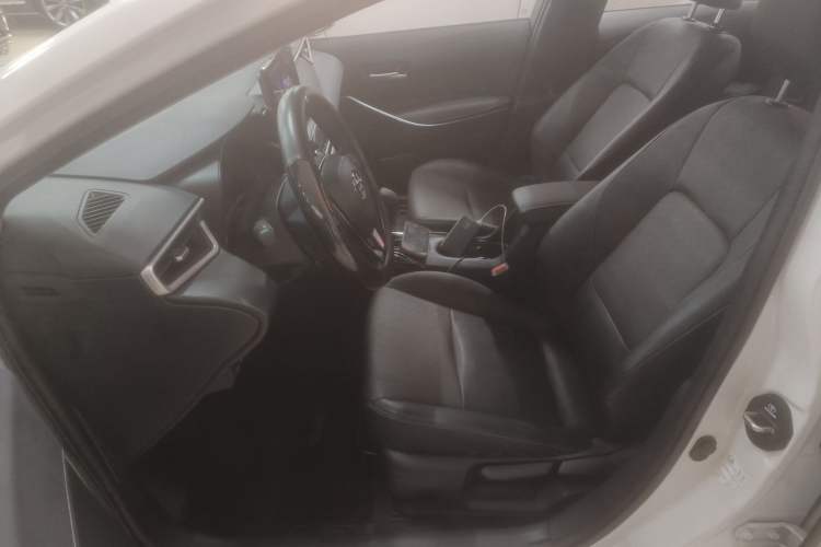 Used Toyota Corolla 2024 1.8L Smart Electric Hybrid Dual-Engine Elite Edition Left Front Seat
