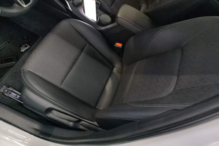 Used Toyota Corolla 2024 1.8L Smart Electric Hybrid Dual-Engine Elite Edition Left Front Seat