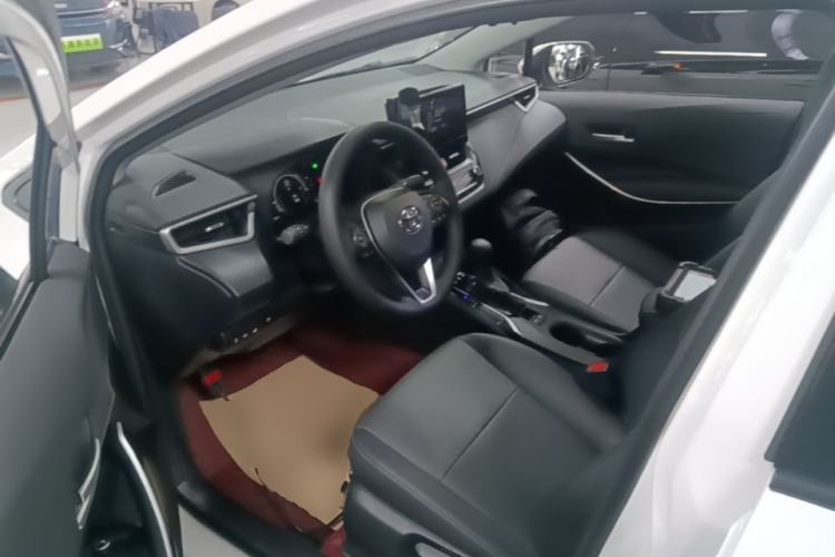 Used Toyota Corolla 2024 1.8L Smart Electric Hybrid Dual-Engine Elite Edition Left Front Seat