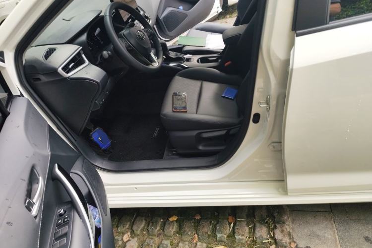 Used Toyota Corolla 2024 1.8L Smart Electric Hybrid Dual-Engine Elite Edition Left Front Seat