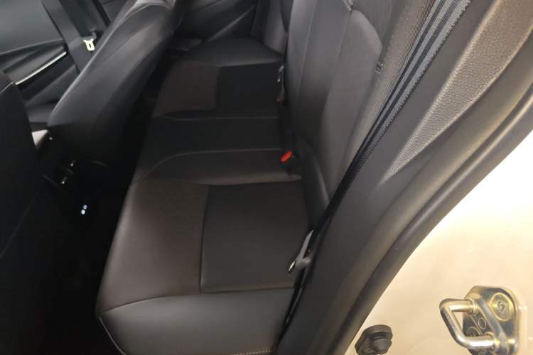 Used Toyota Corolla 2024 1.8L Smart Electric Hybrid Dual-Engine Elite Edition Left Rear Seat