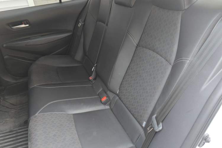 Used Toyota Corolla 2024 1.8L Smart Electric Hybrid Dual-Engine Elite Edition Left Rear Seat