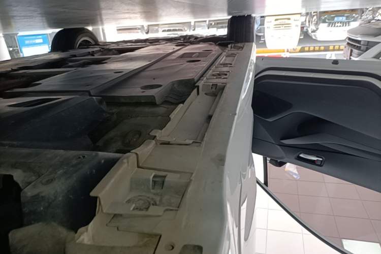 Used Toyota Corolla 2024 1.2T Pioneer Edition Left Side Sill