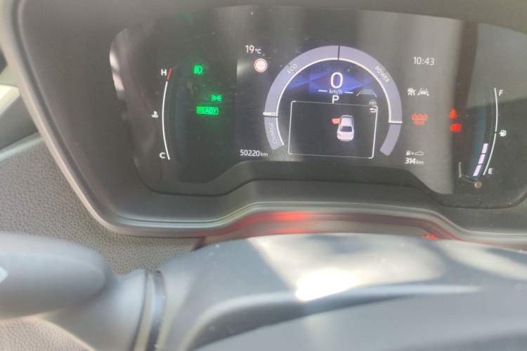 Used Toyota Corolla 2024 1.8L Smart Electric Hybrid Dual-Engine Pioneer Edition Odometer Close Up