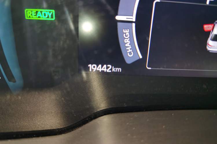Used Toyota Corolla 2024 1.8L Smart Electric Hybrid Dual-Engine Elite Edition Odometer Close Up