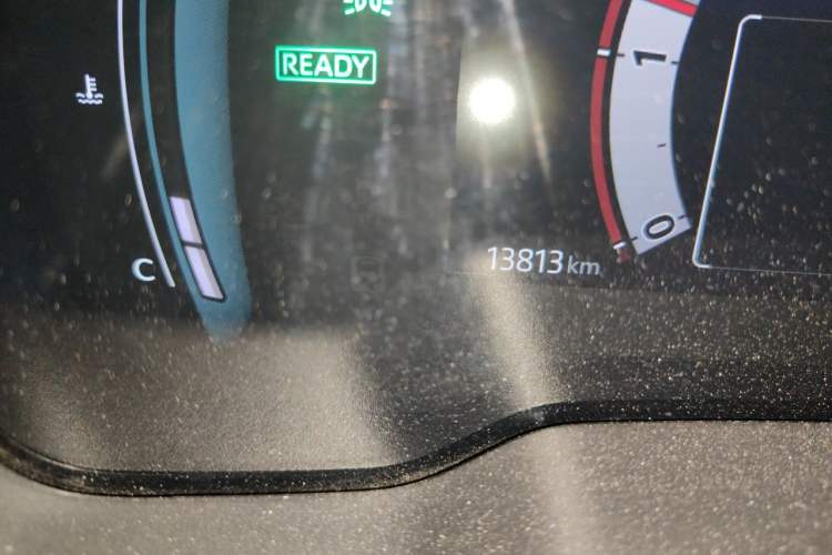 Used Toyota Corolla 2024 1.8L Smart Electric Hybrid Dual-Engine Elite Edition Odometer Close Up