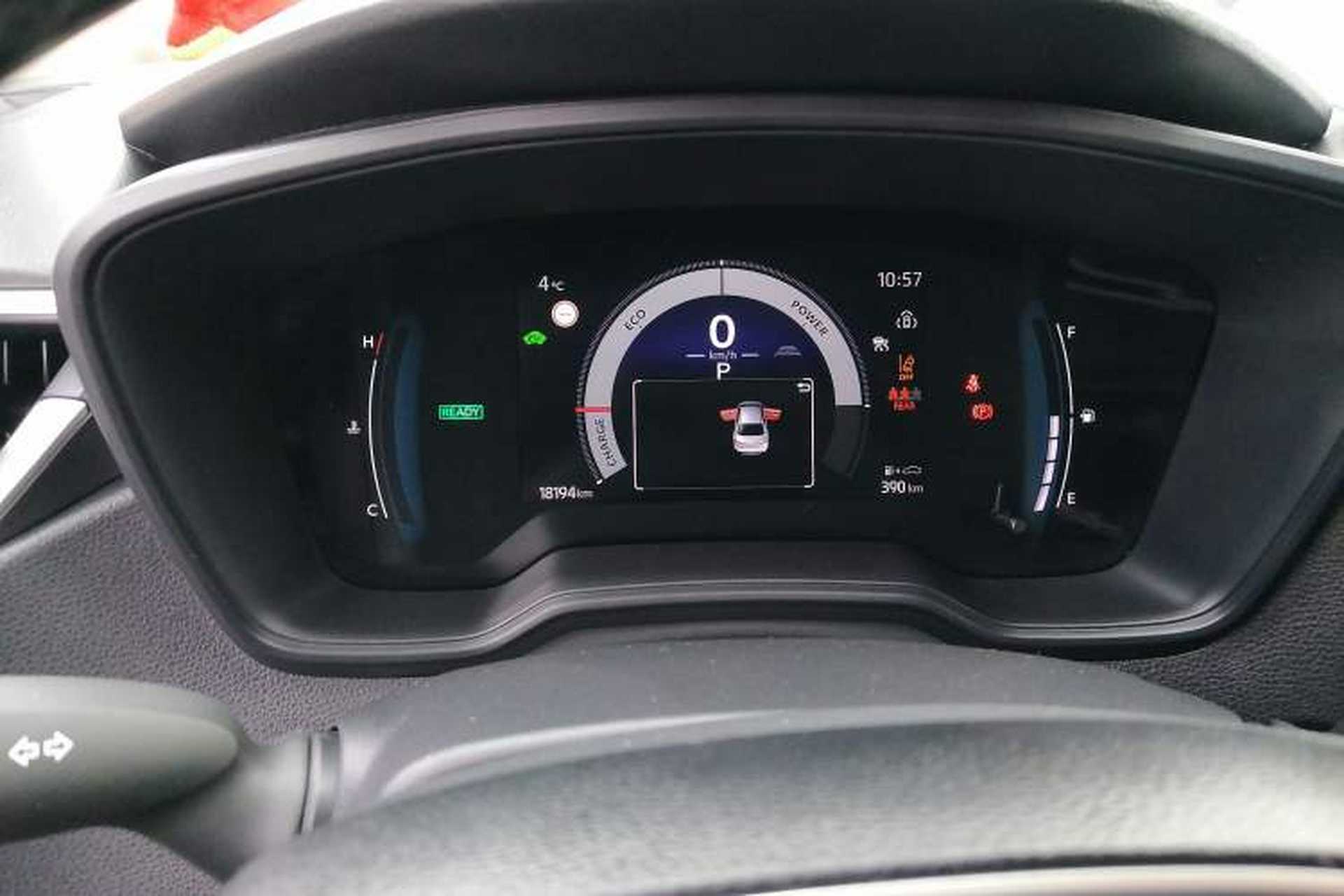 Used Toyota Corolla 2024 1.8L Smart Electric Hybrid Dual-Engine Elite Edition Odometer Close Up