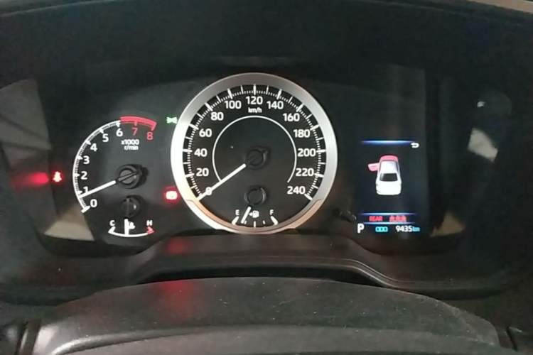 Used Toyota Corolla 2024 1.2T Elite Edition Odometer Close Up