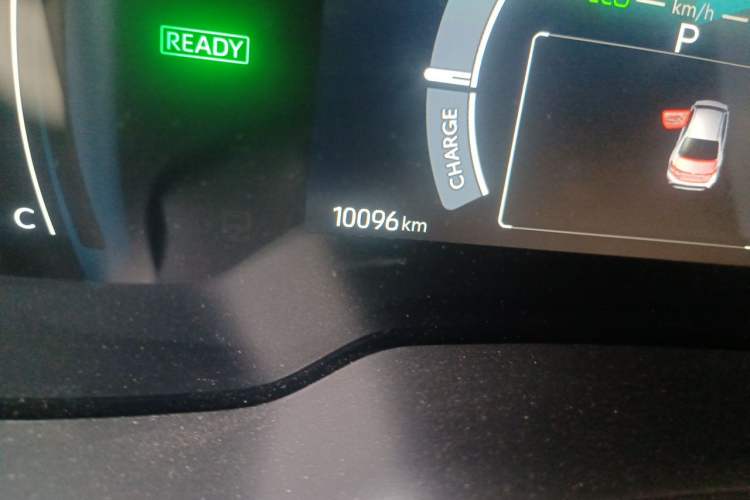 Used Toyota Corolla 2024 1.8L Smart Electric Hybrid Dual-Engine Elite Edition Odometer Close Up