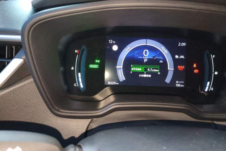 Used Toyota Corolla 2024 1.8L Smart Electric Hybrid Dual-Engine Elite Edition Odometer Close Up