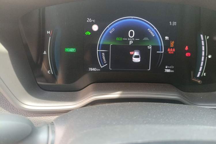 Used Toyota Corolla 2024 1.8L Smart Electric Hybrid Dual-Engine Pioneer Edition Odometer Close Up