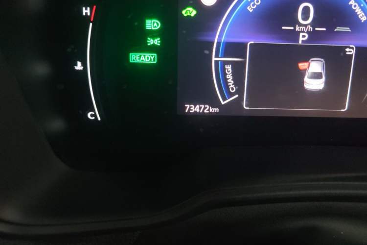 Used Toyota Corolla 2024 1.8L Smart Electric Hybrid Dual-Engine Elite Edition Odometer Close Up