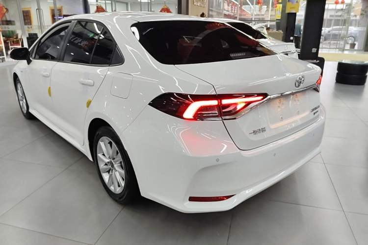 Used Toyota Corolla 2024 1.8L Smart Electric Hybrid Dual-Engine Elite Edition Rear Left 45 Deg
