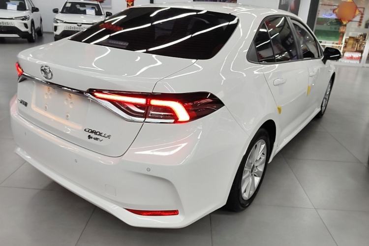 Used Toyota Corolla 2024 1.8L Smart Electric Hybrid Dual-Engine Elite Edition Rear Right 45 Deg
