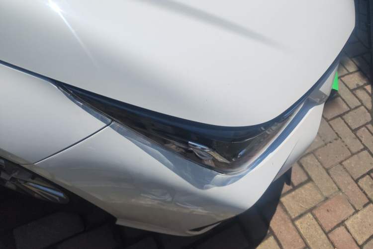 Used Toyota Corolla 2024 1.8L Smart Electric Hybrid Dual-Engine Pioneer Edition Right Front Headlight